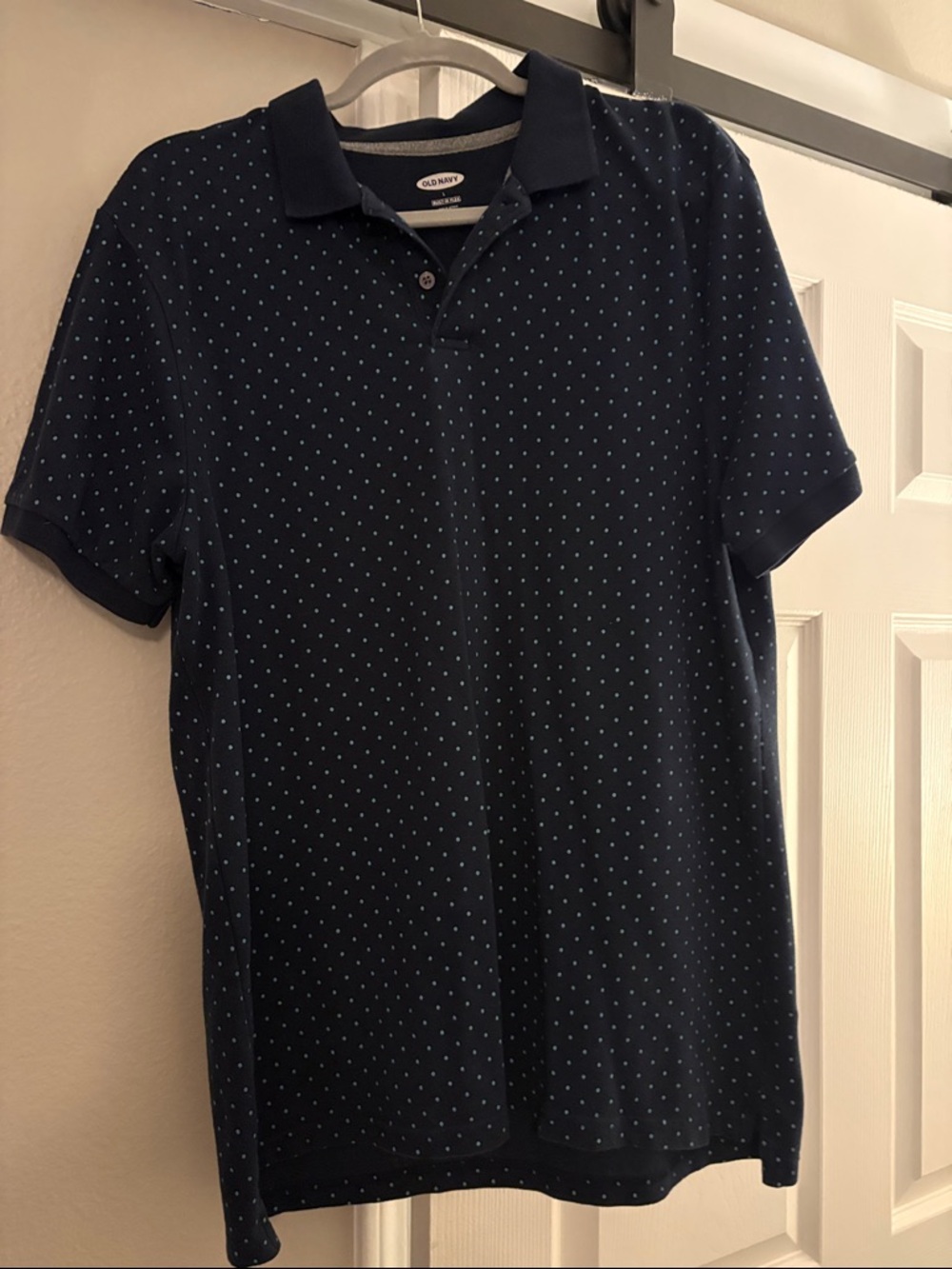 Old Navy Men's Navy Polo with Tiny Light Blue Dots - size Large